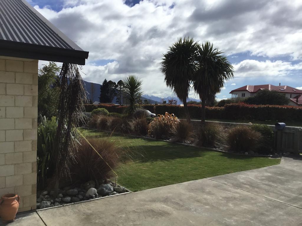 Ti Kouka Villa Te Anau Exterior foto